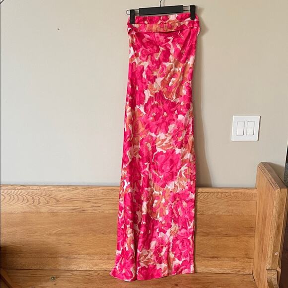 REALTIX NWT Floral Pink Strapless Satin Midi Dress Size S - Picture 2 of 6